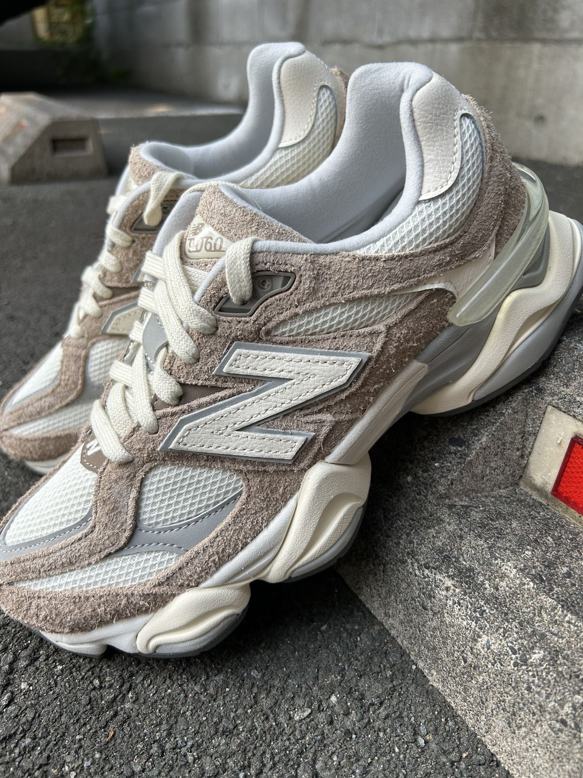 New balance 9060 driftwood