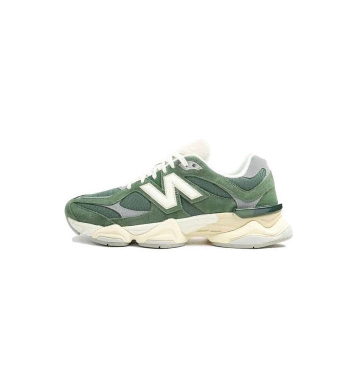New Balance 9060 Green Suede |